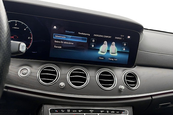 Mercedes-Benz E220 14 of 30