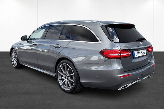 Mercedes-Benz E220 3 of 30
