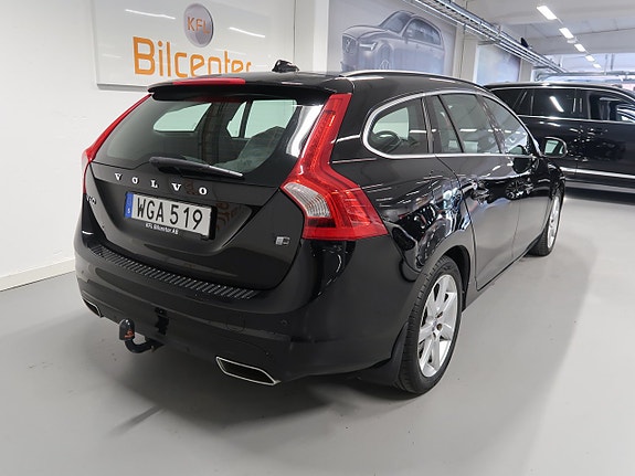 Volvo V60 6 of 30