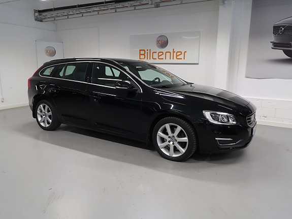 Volvo V60 4 of 30