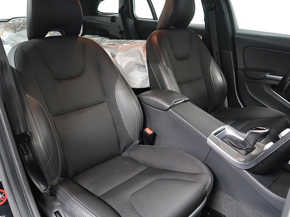 Volvo V60 21 of 30