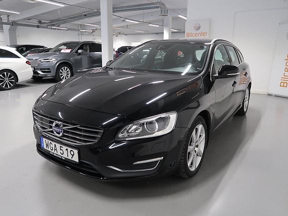 Volvo V60 9 of 30