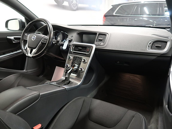 Volvo V60 20 of 30