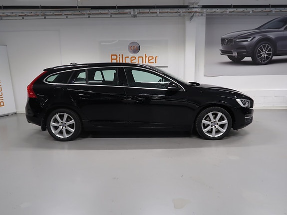 Volvo V60 5 of 30