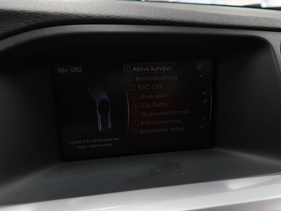 Volvo V60 28 of 30