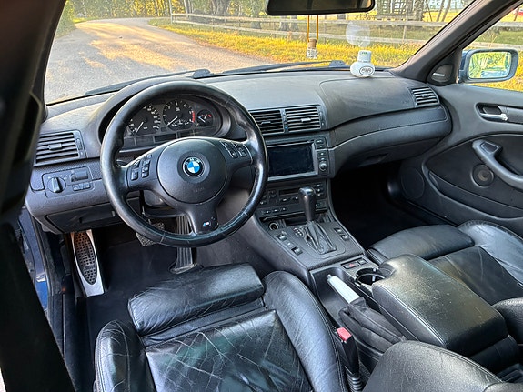 BMW 330d 5 of 8