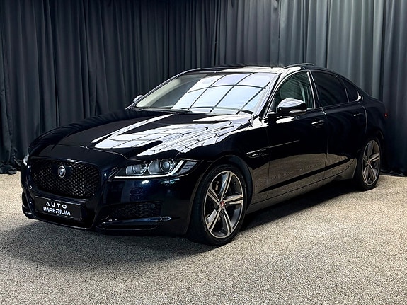 Jaguar XF 4 of 30