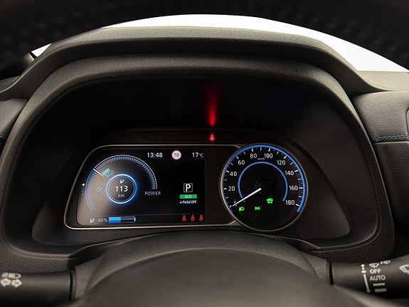 Nissan Leaf 16 of 30