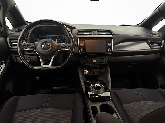 Nissan Leaf 12 of 30
