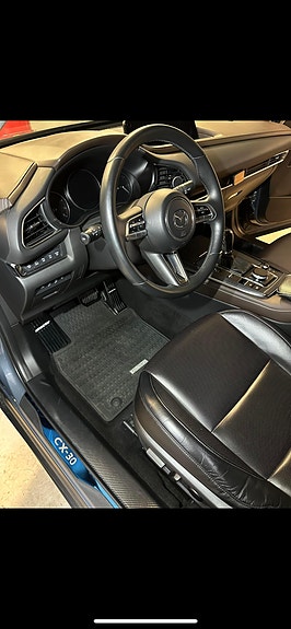 Mazda CX-30 3 of 5