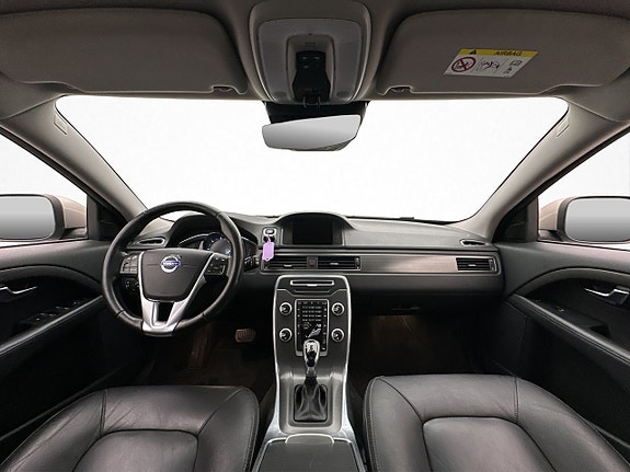 Volvo XC70 16 of 30
