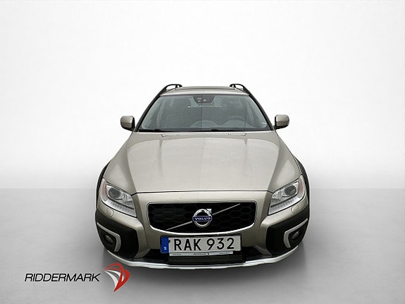 Volvo XC70 2 of 30