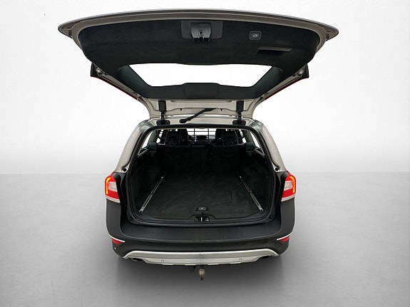 Volvo XC70 10 of 30