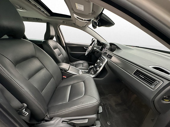 Volvo XC70 29 of 30