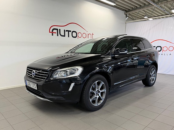 Volvo XC60 11 of 15