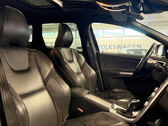 Volvo XC60 13 of 15