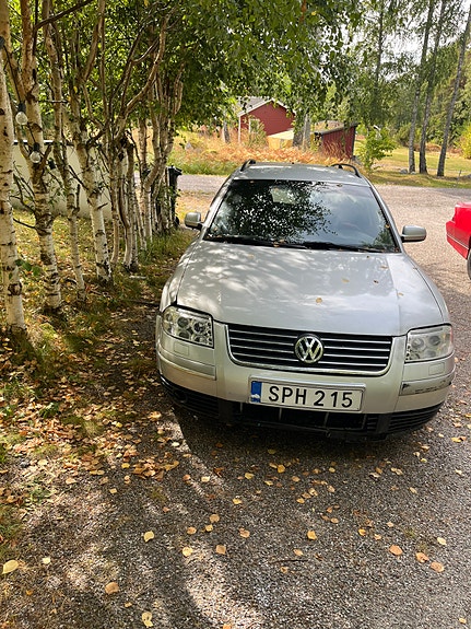 Volkswagen Passat 5 of 7