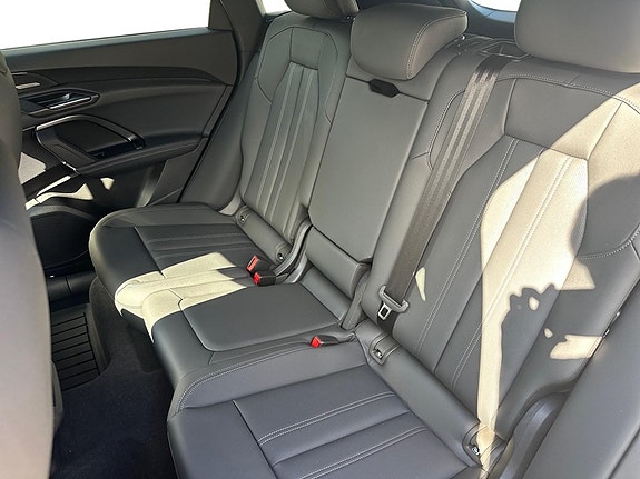 Audi Q5 12 of 13