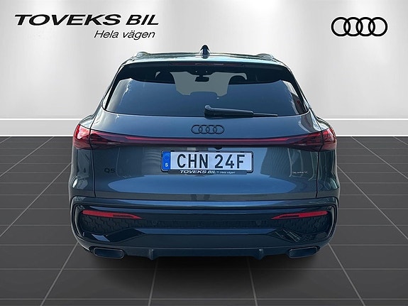 Audi Q5 4 of 13