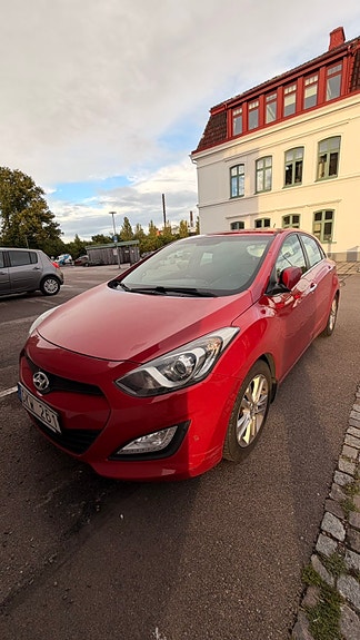 Hyundai i30 4 of 13