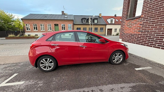 Hyundai i30 3 of 13