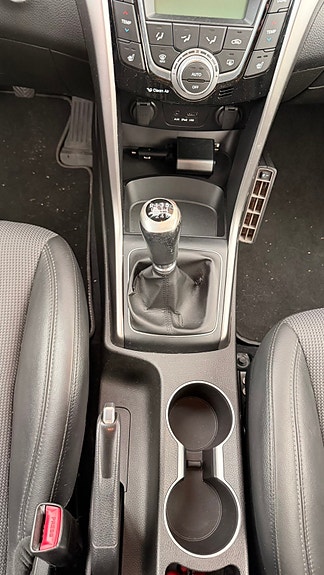 Hyundai i30 9 of 13