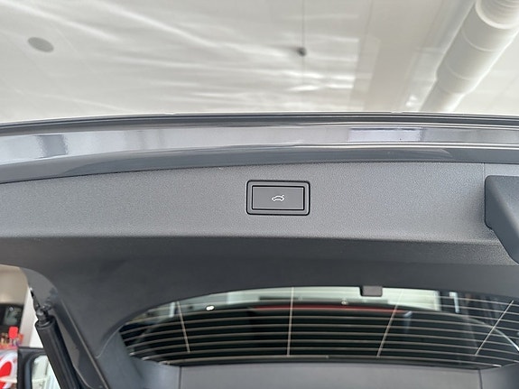 Volkswagen Tiguan 6 of 7