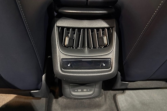 Cupra Tavascan 22 of 26