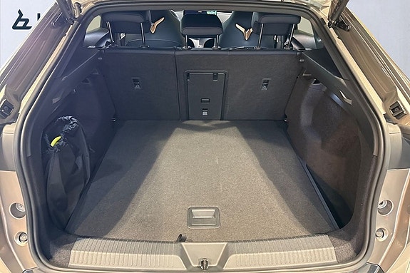 Cupra Tavascan 10 of 26