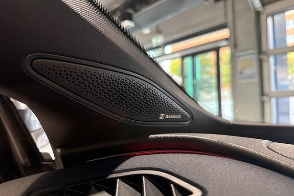 Cupra Tavascan 19 of 26