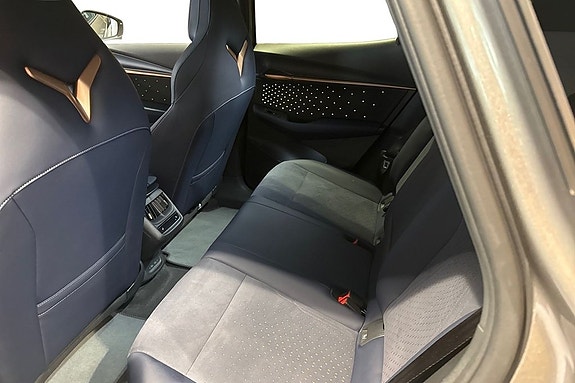 Cupra Tavascan 11 of 26