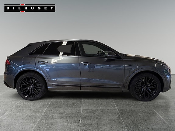 Audi Q8 14 of 20