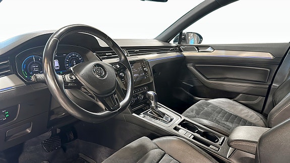 Volkswagen Passat 8 of 22