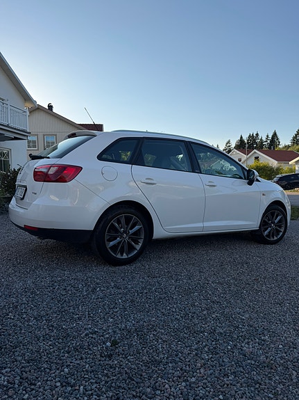 Seat Ibiza 2 of 6