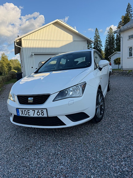 Seat Ibiza 4 of 6