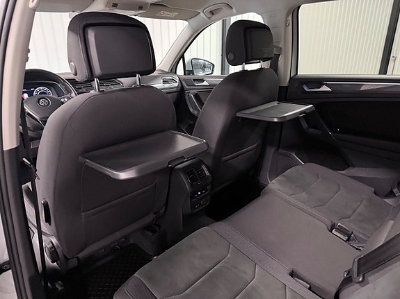 Volkswagen Tiguan Allspace 15 of 30