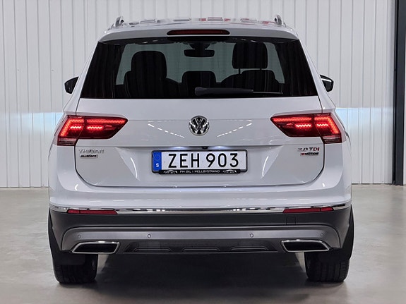 Volkswagen Tiguan Allspace 8 of 30