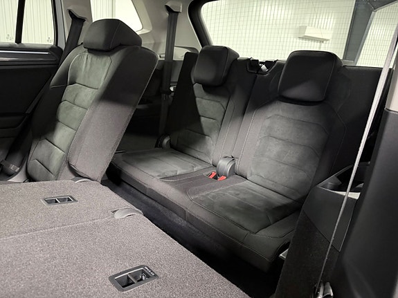 Volkswagen Tiguan Allspace 14 of 30