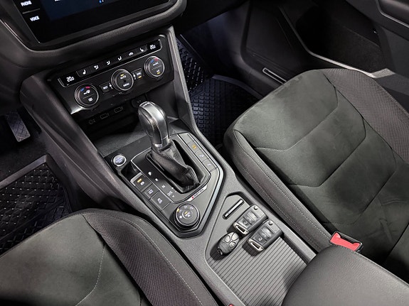 Volkswagen Tiguan Allspace 19 of 30