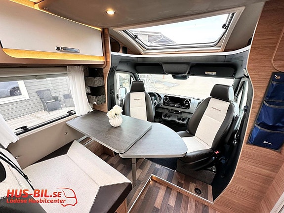 Weinsberg MB CaraCompact 640 / 2 x AC / Litium / Solpanel 2 of 26