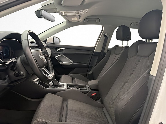 Audi Q3 10 of 28
