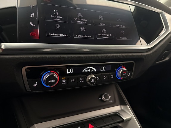 Audi Q3 18 of 28