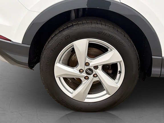 Audi Q3 27 of 28