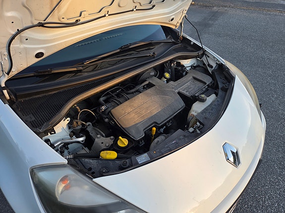 Renault Clio 10 of 10