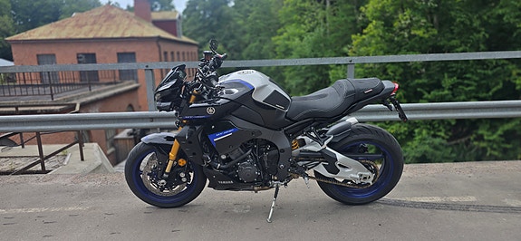 Yamaha MT-10 SP 6 of 6