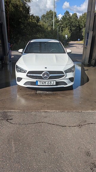 Mercedes-Benz CLA200 d 7 of 23