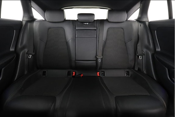 Mercedes-Benz CLA200 d 20 of 23
