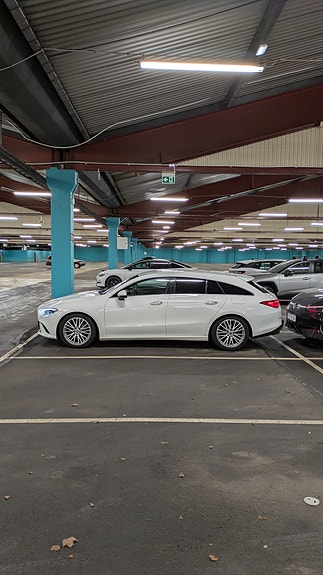 Mercedes-Benz CLA200 d 8 of 23