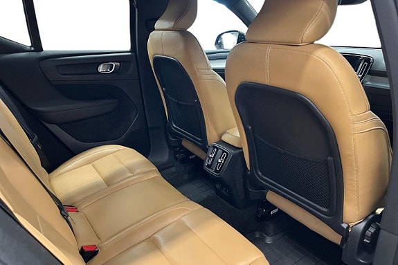 Volvo XC40 22 of 25