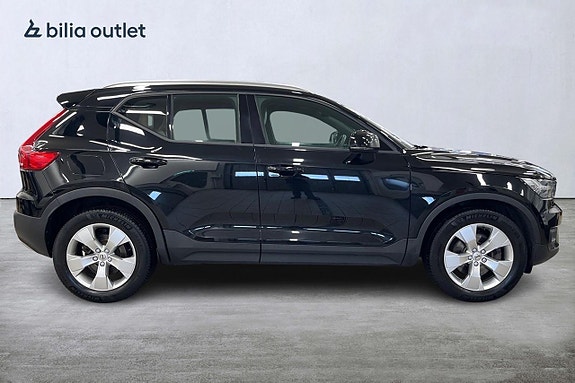 Volvo XC40 7 of 25